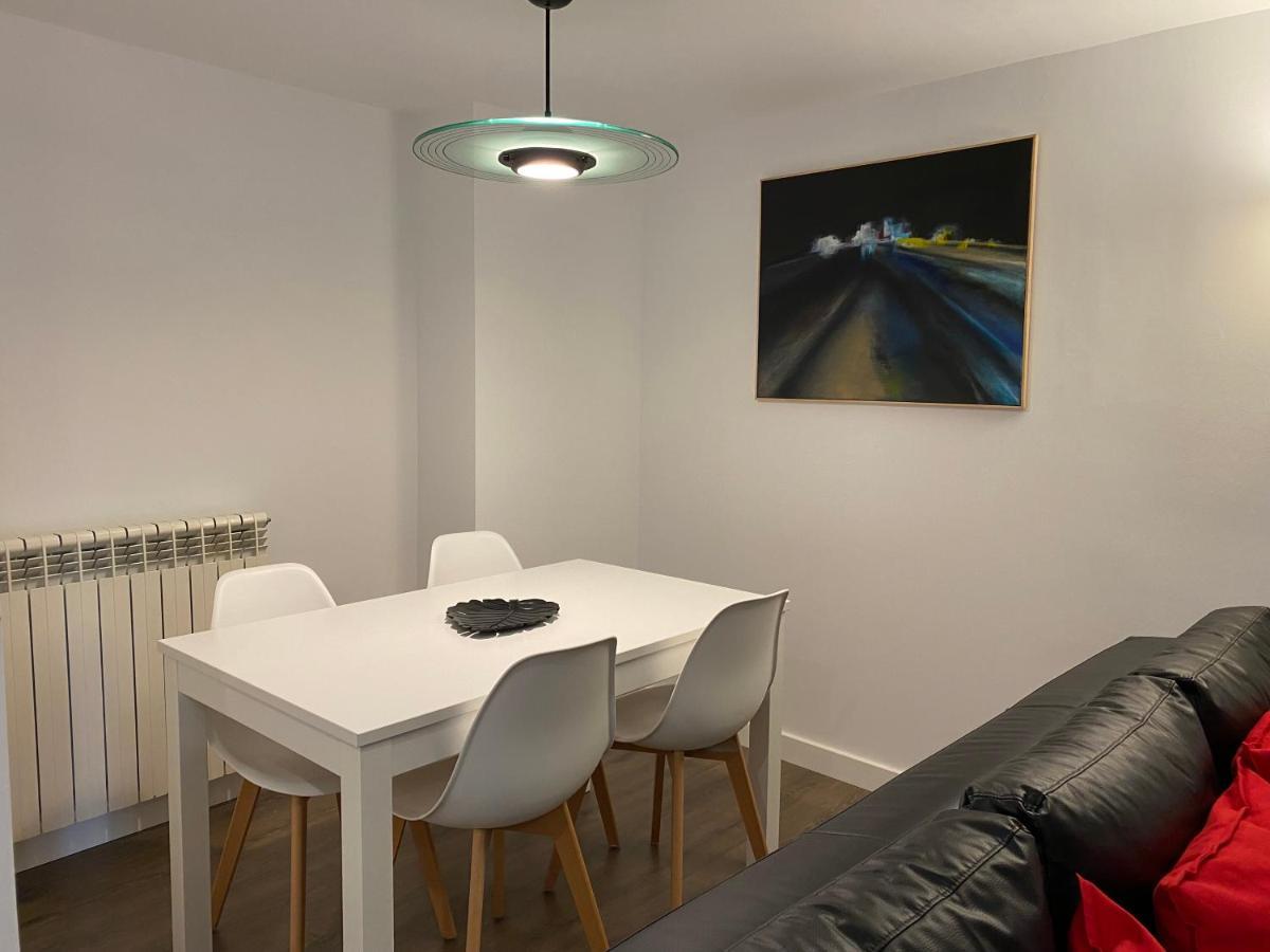 Lc Apartamentos Cesar Augusto Zaragoza Kültér fotó