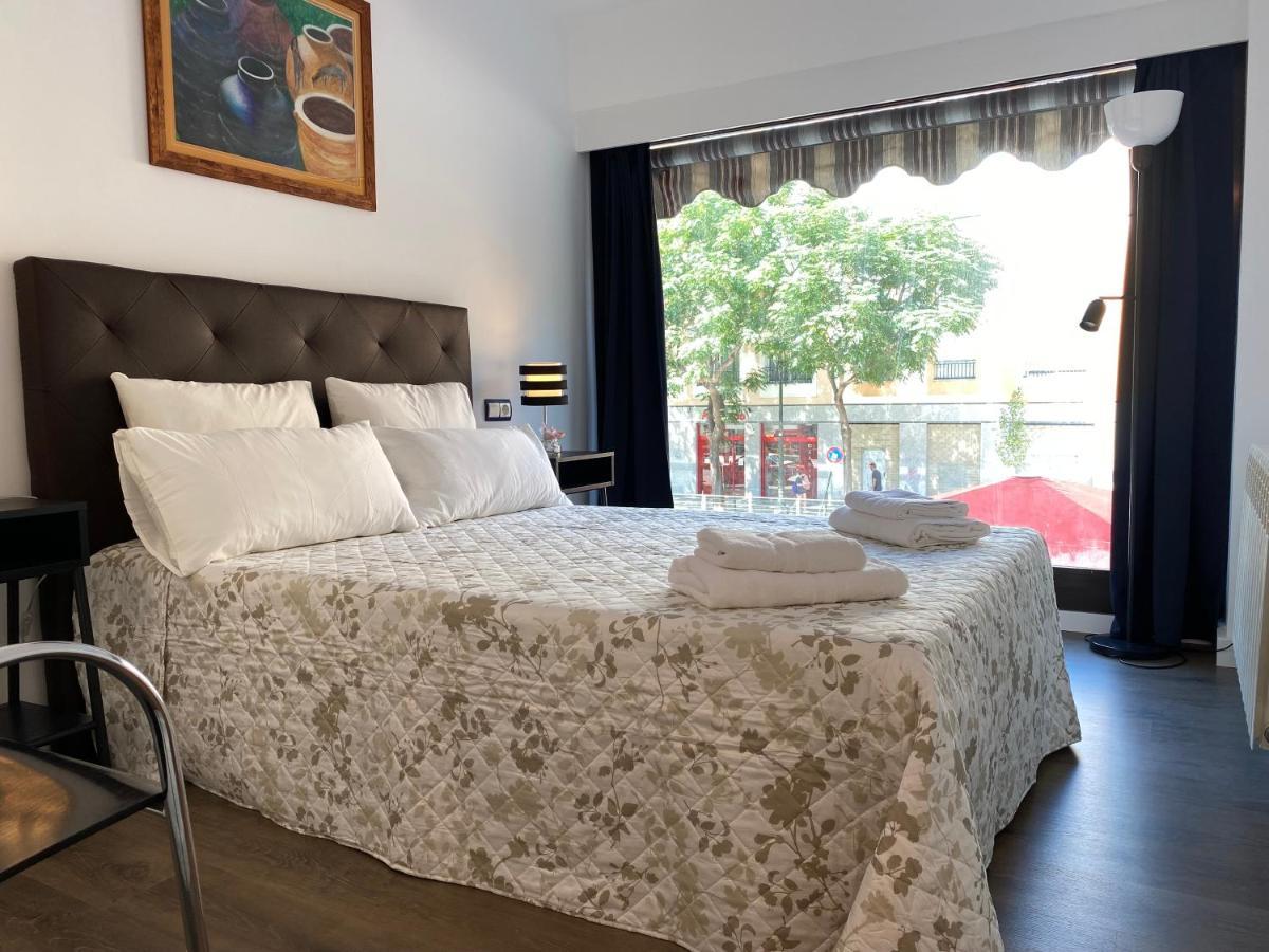 Lc Apartamentos Cesar Augusto Zaragoza Kültér fotó