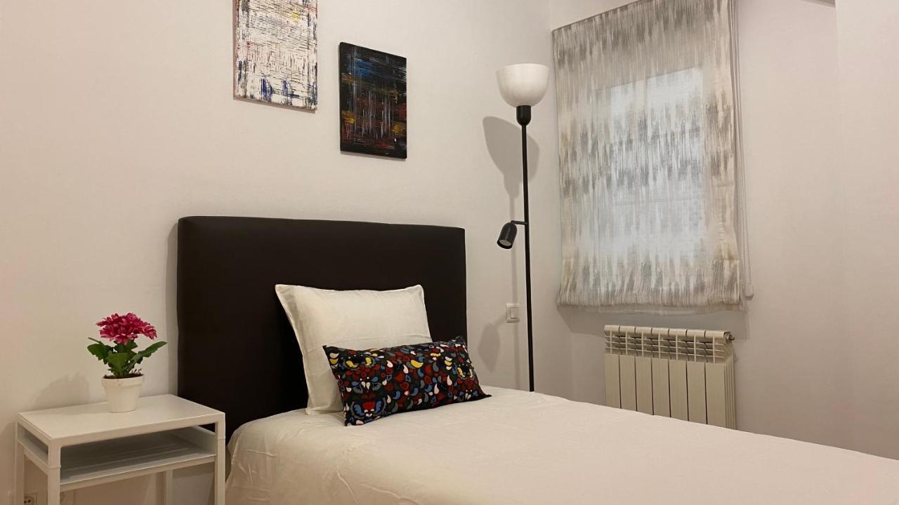 Lc Apartamentos Cesar Augusto Zaragoza Kültér fotó